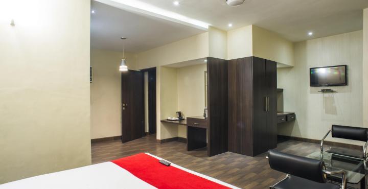Shelter Hotel Lucknow Esterno foto