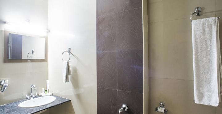 Shelter Hotel Lucknow Esterno foto