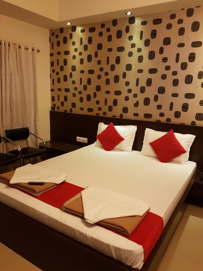 Shelter Hotel Lucknow Esterno foto